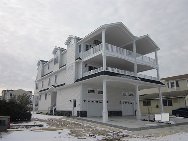 222 55th St., Sea Isle City, NJ 08243